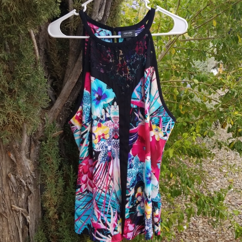 Nicole Miller sleeveless blouse